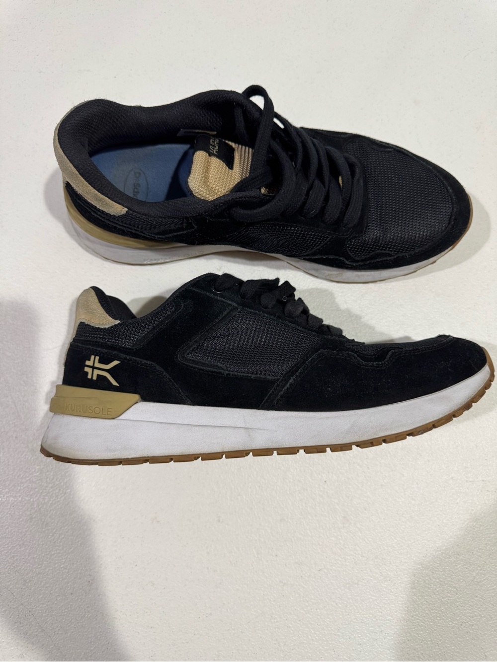 KURU Men's Black & Tan Casual Sneakers